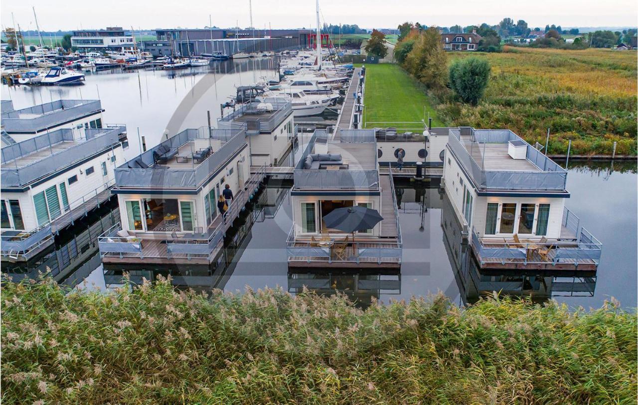 Stunning Ship In Aalsmeer With Kitchen エクステリア 写真